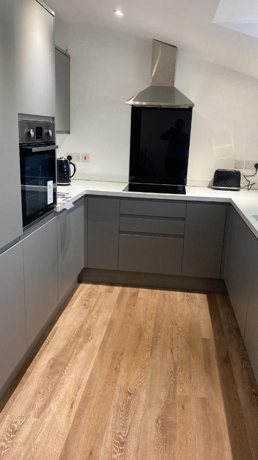 2 Bedroom Central Apartment リーク エクステリア 写真