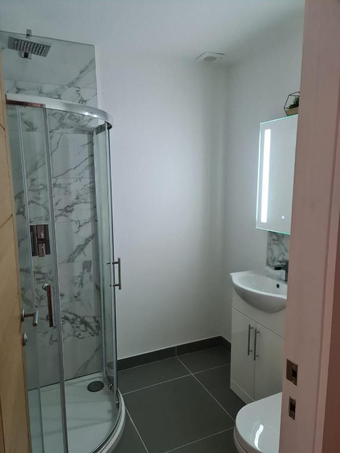 2 Bedroom Central Apartment リーク エクステリア 写真