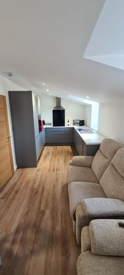 2 Bedroom Central Apartment リーク エクステリア 写真